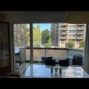 Apparemment , Genève Suisse